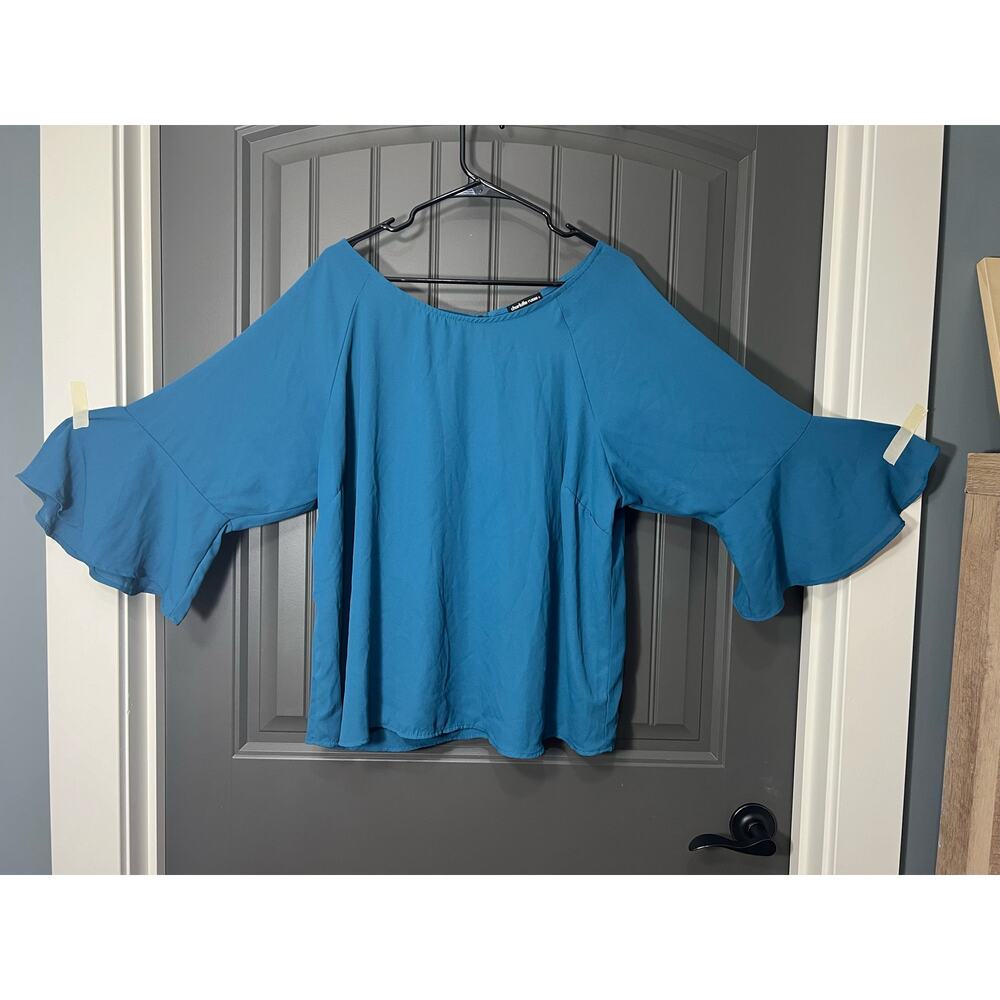 Charlotte Russe Blue Bell Sleeve Round Neck Top Size 2X